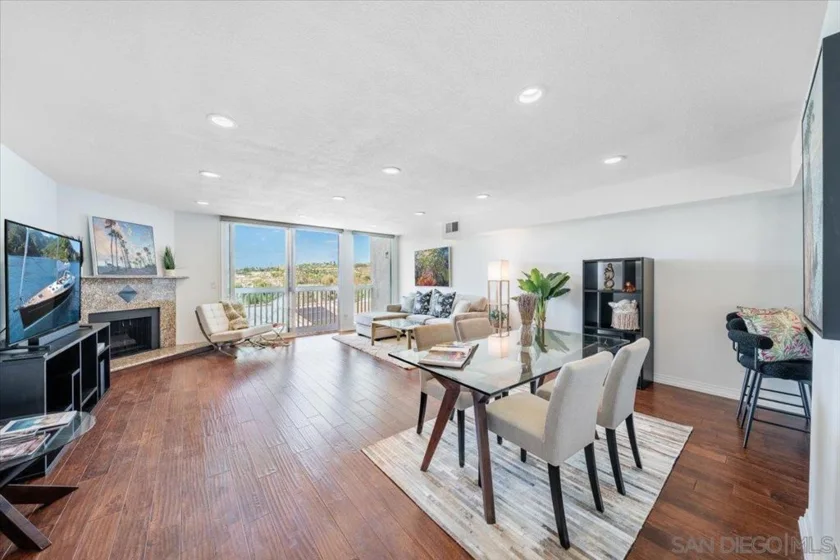 2431 La Costa Avenue #B photo 4