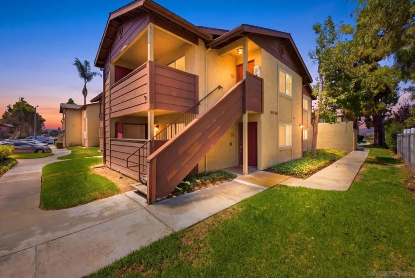 521 Calle Montecito #110 photo 1