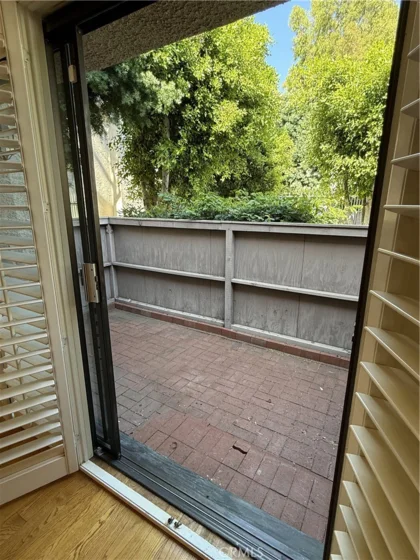 15221 Magnolia #E photo 26