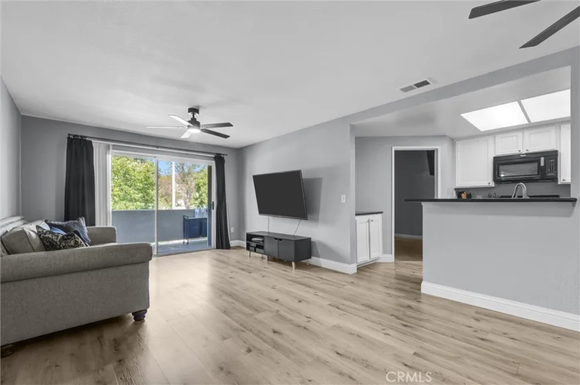 16377 Lakeshore #2B photo 2