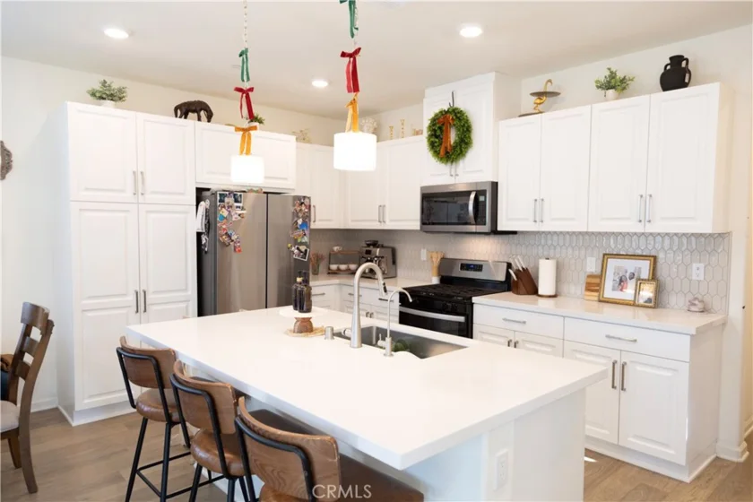 4078 Summer Way photo 8