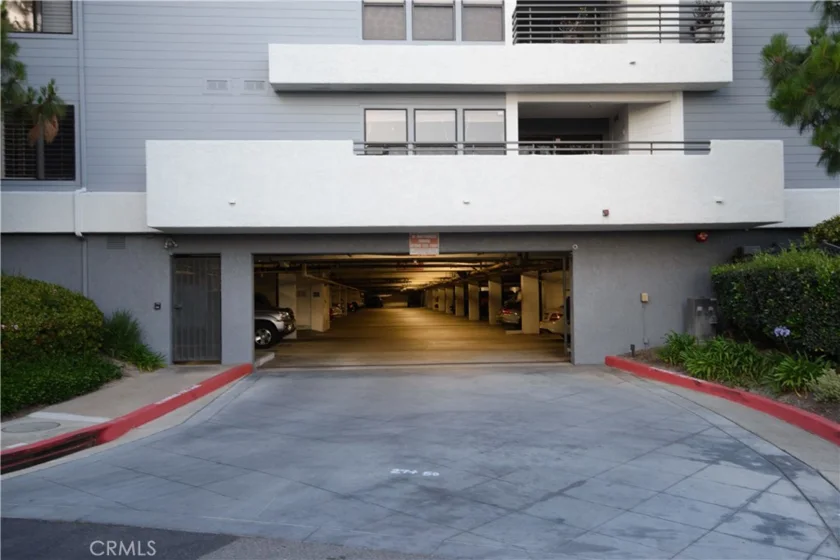 280 Cagney Lane #207 photo 47