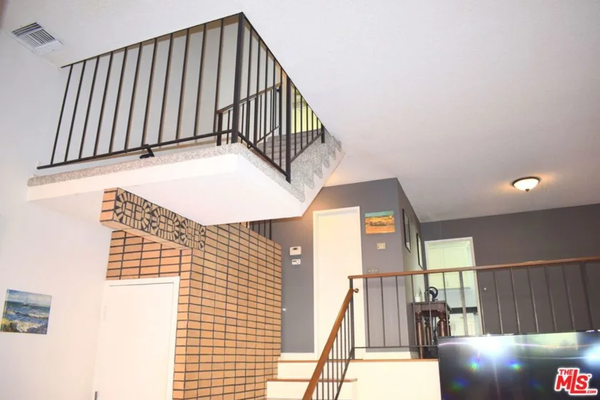 1711 Grismer Avenue #63 photo 26