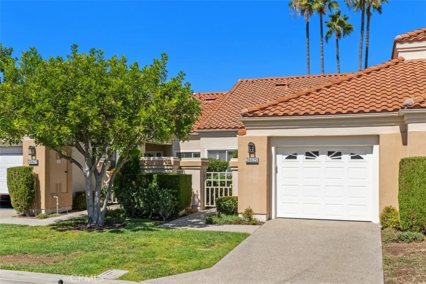 28825 Paseo Campana photo 2