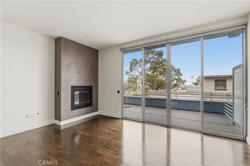 433 Pine #408 photo 13