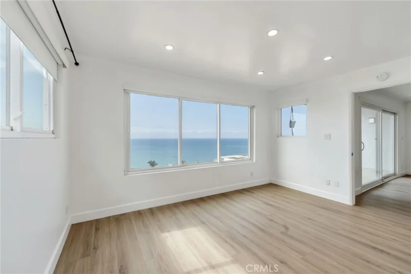 18203 Coastline #13 photo 9