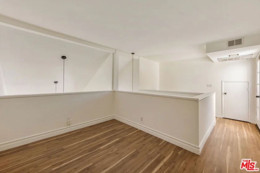 1900 Vine Street #403 photo 28