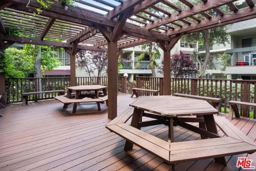 4900 Overland Avenue #183 photo 8