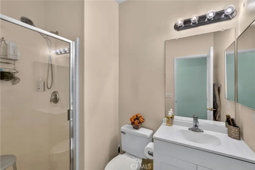 28209 Basswood photo 25
