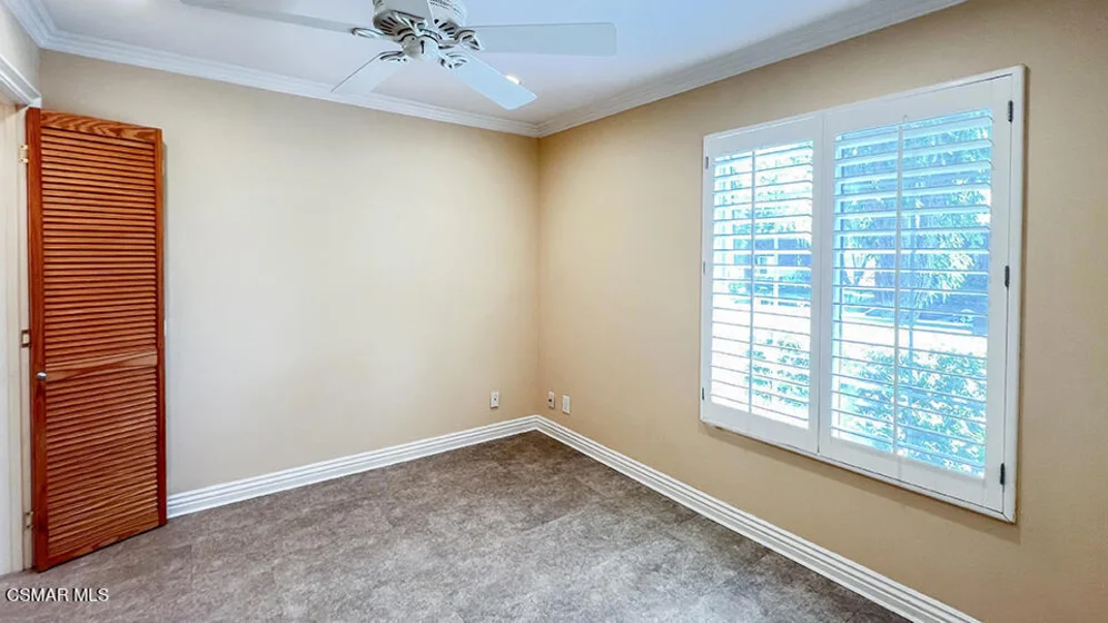 6501 Vanalden Avenue #6 photo 21