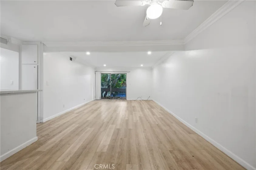 18620 Hatteras Street #206 photo 6