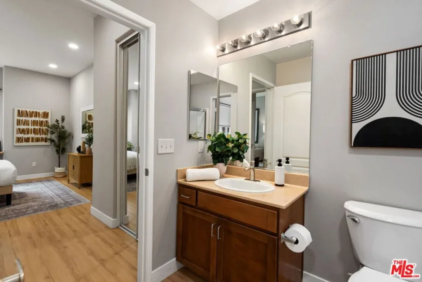 4060 Glencoe Avenue #307 photo 10