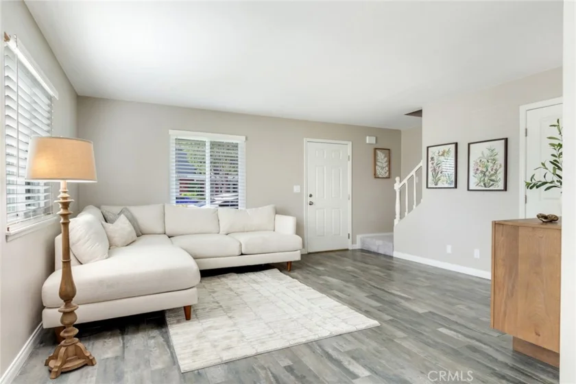 181 Yorktown Lane photo 3