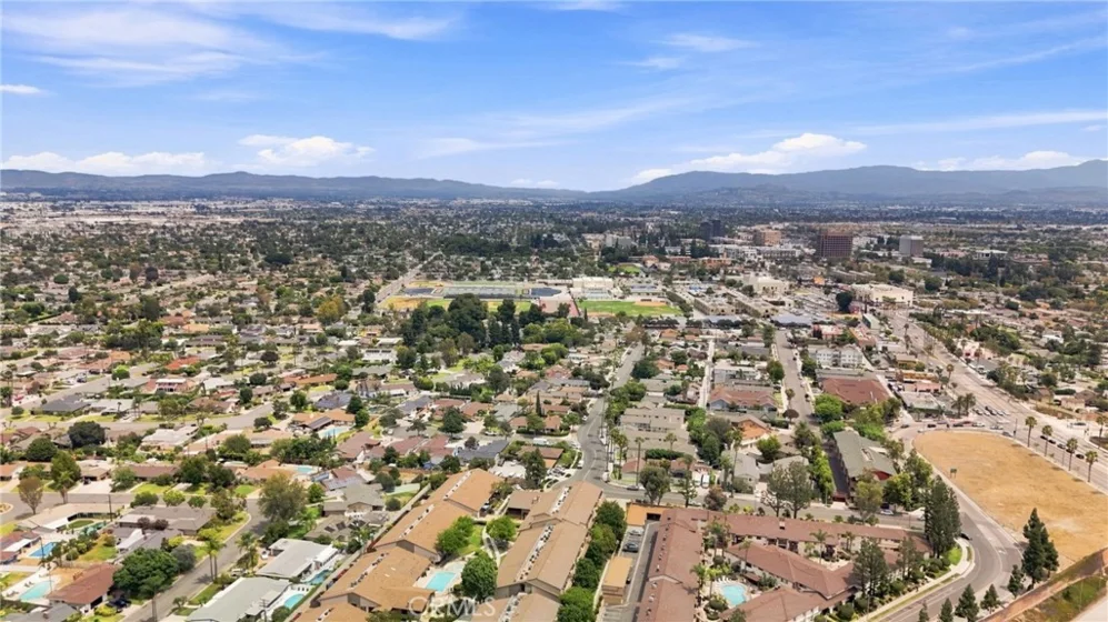278 N Wilshire #108 photo 31