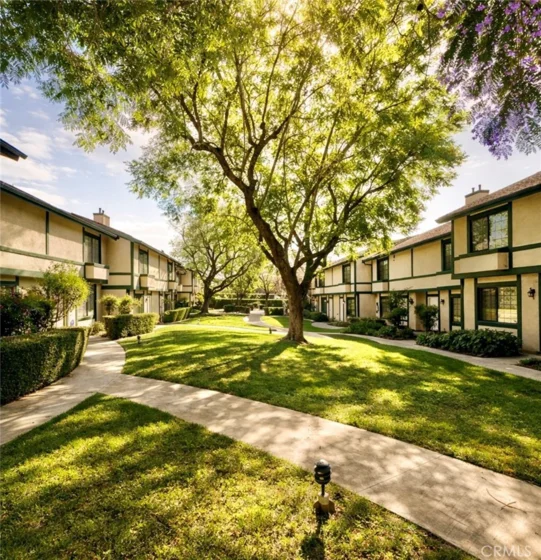 15230 Roxford Street #38 photo 1