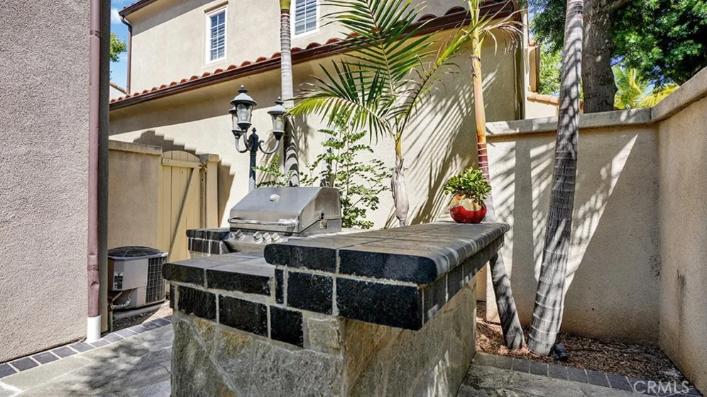 79 Modesto photo 13