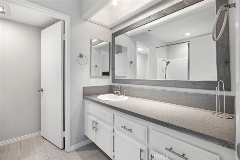 810 Baker #210 photo 16