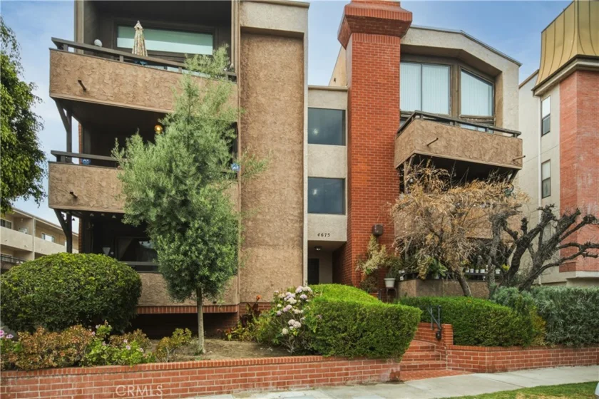 4675 Willis Avenue #105 photo 34