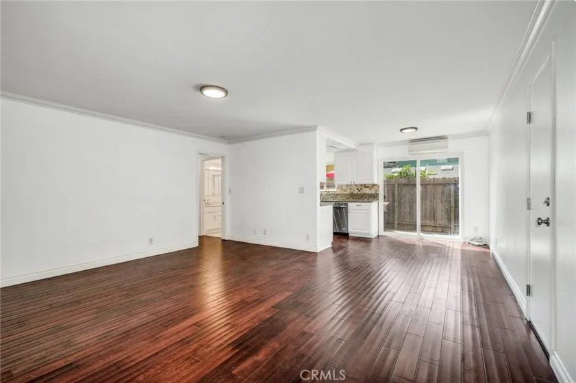 339 Orizaba Avenue #B photo 1