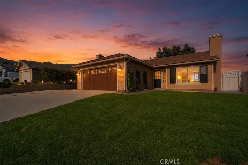 27551 Eastwind photo