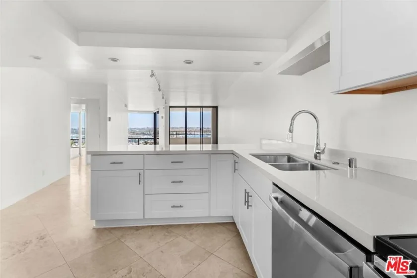 4314 Marina City Drive #926 photo 10