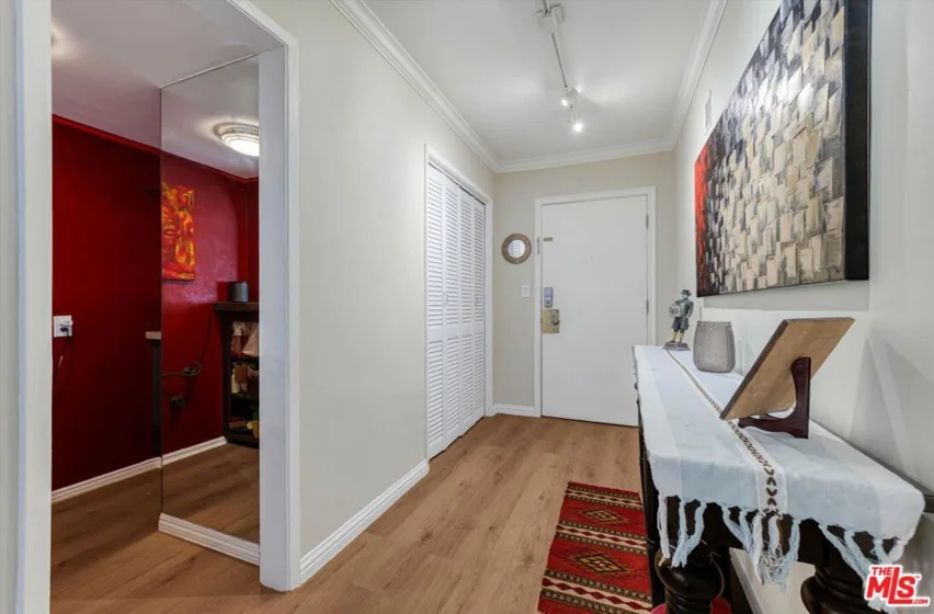 1734 N Fuller Avenue #307 photo 24