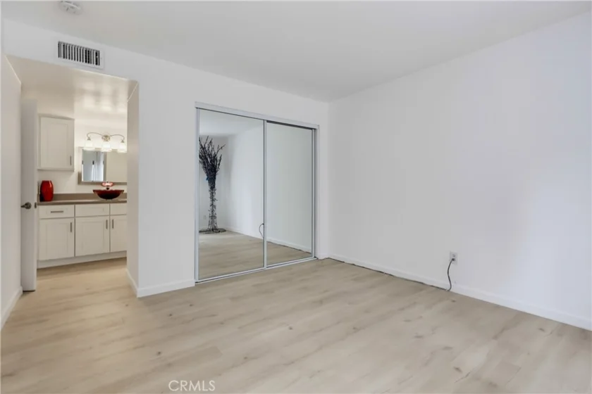 628 Daisy Avenue #222 photo 20
