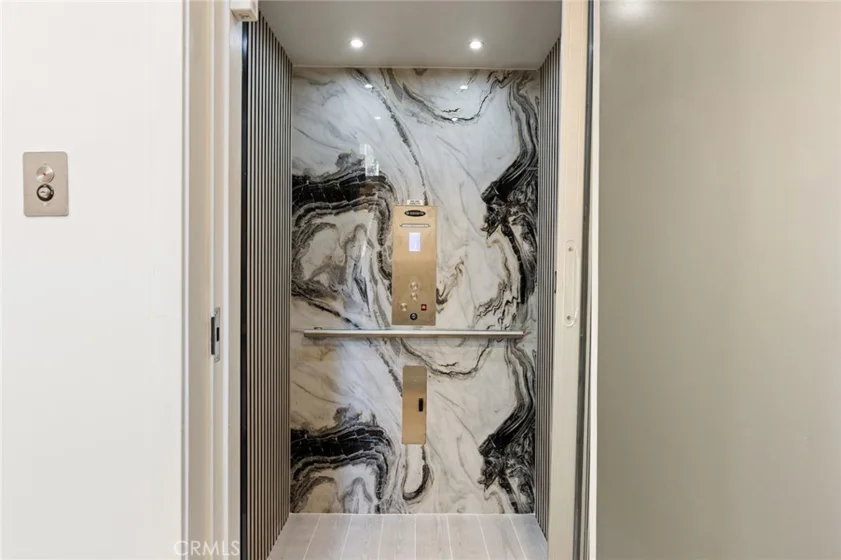 2311 Cove photo 30