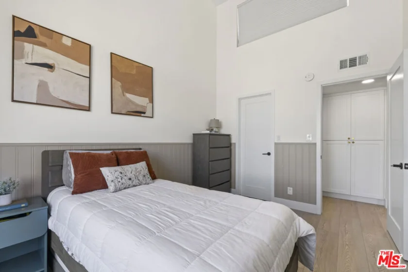 10720 Ohio Avenue #21 photo 22