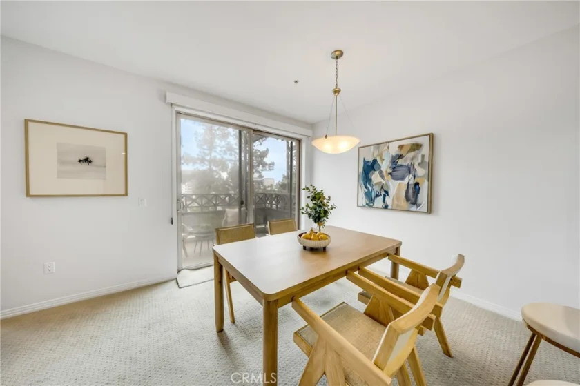 931 E Walnut #307 photo 11