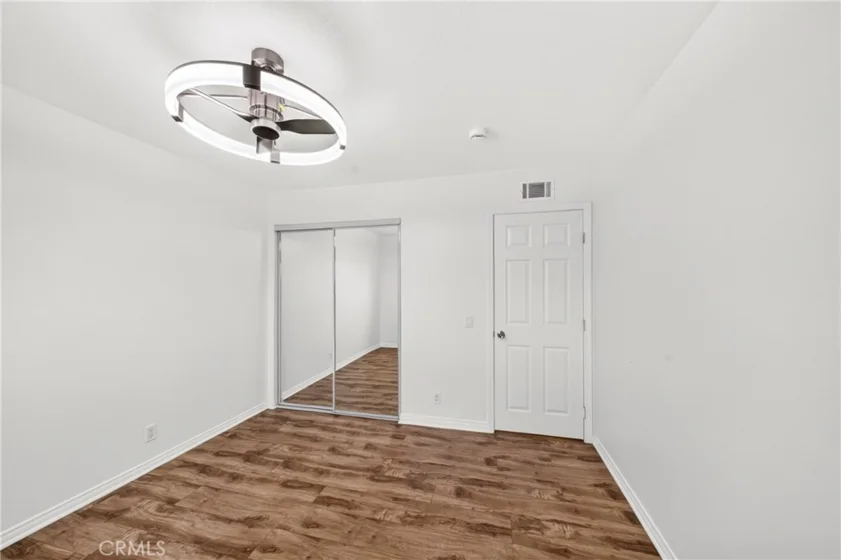 6273 Lincoln photo 40