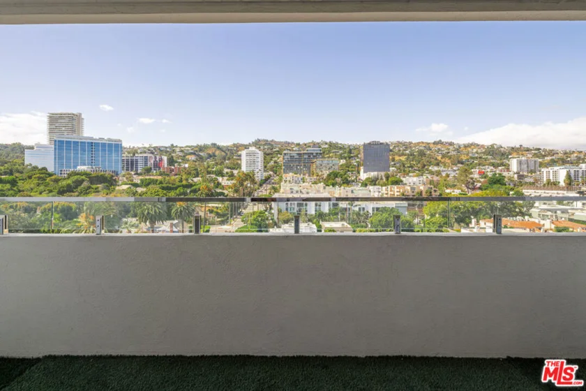 838 N Doheny Drive #1204 photo 7