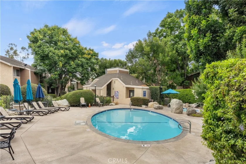 240 Pineview #3A photo 22