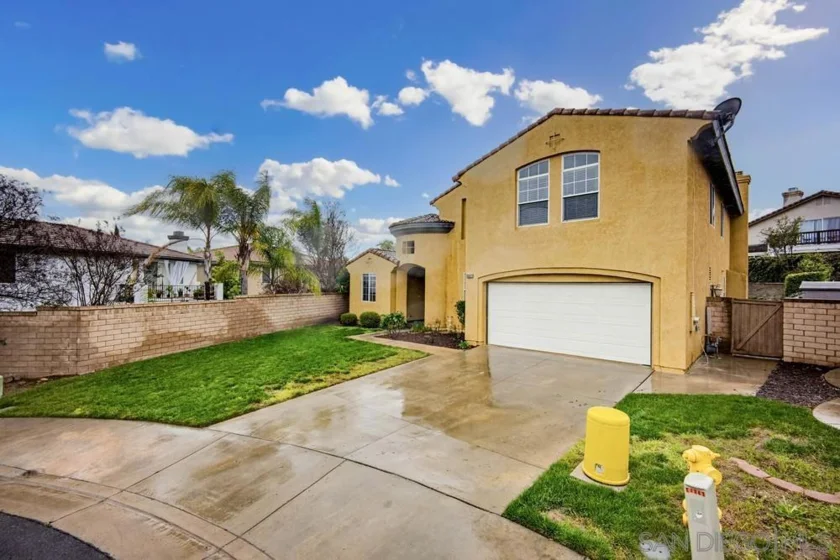 23531 Hobart Court photo 3