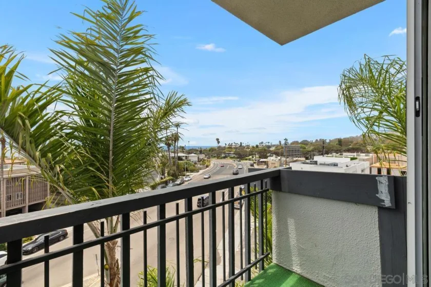 727 Sapphire Street #405 photo 10