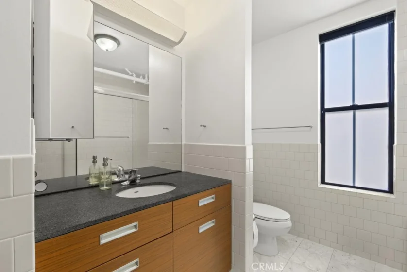 746 S Los Angeles Street #1201 photo 26