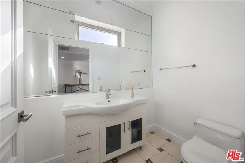 918 S Wooster Street #2 photo 15