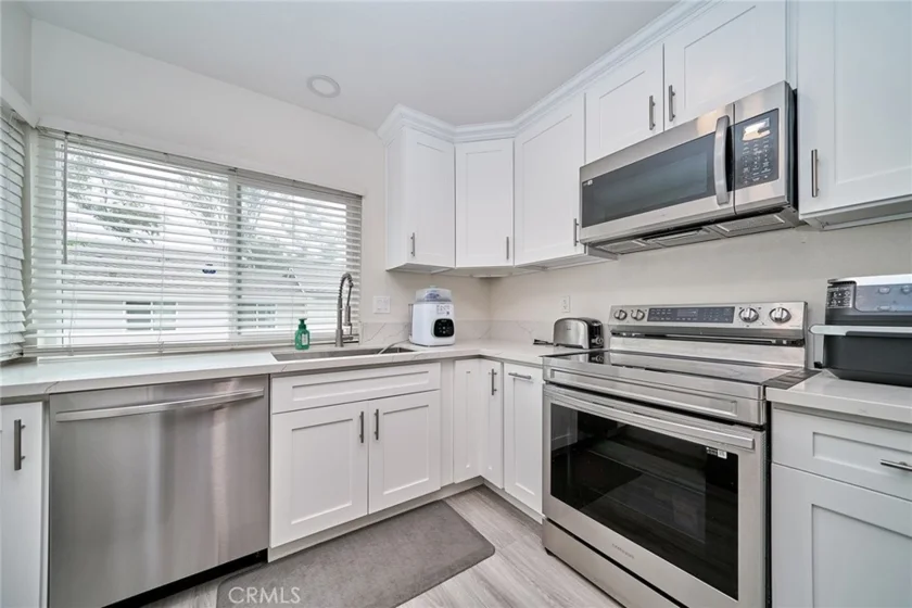 2346 Coventry Cir., #18 photo 8