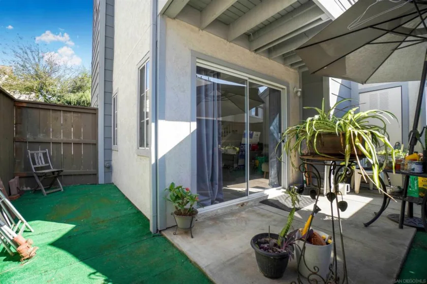 8966 Arlingdale Way photo 10