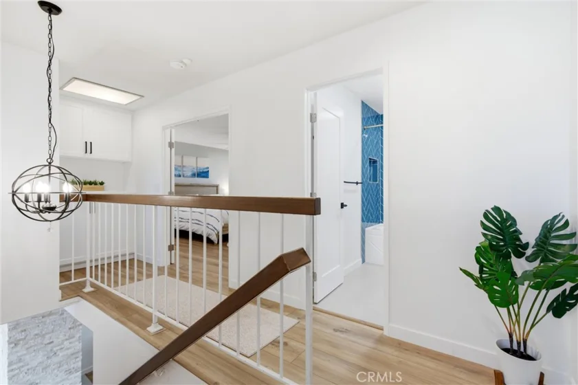 5583 Tiffany Avenue photo 9