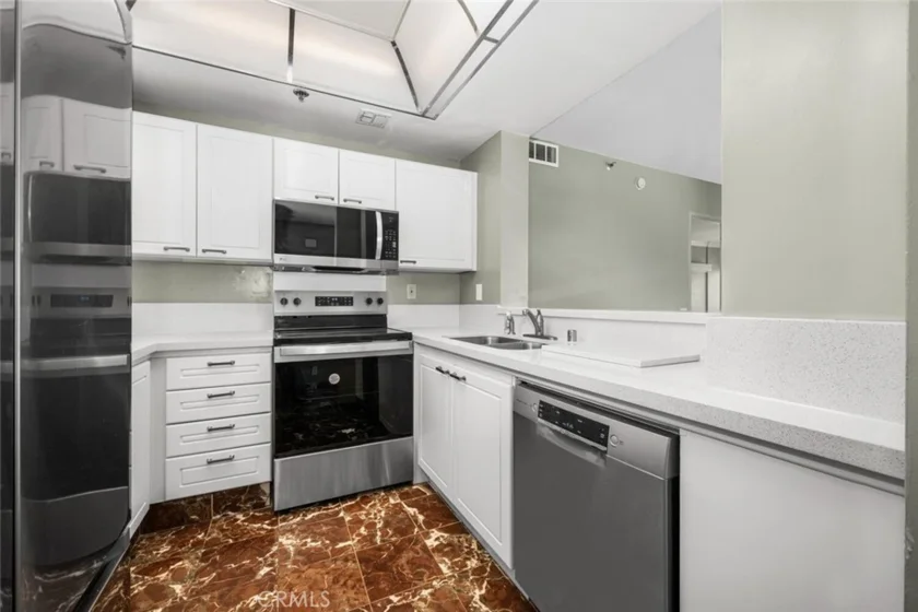 525 E Seaside Way #904 photo 65
