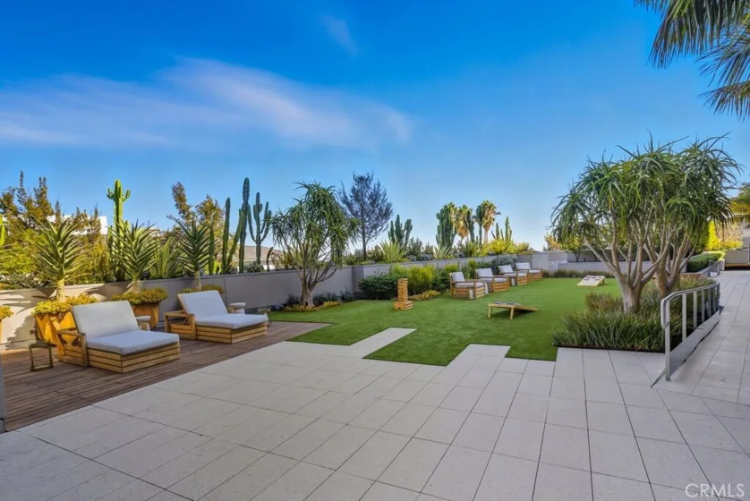 8420 W Sunset Boulevard #108 photo 32