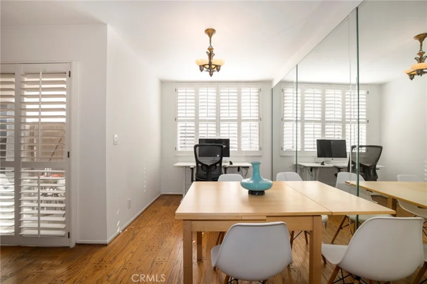 927 N Kings Road #118 photo 5