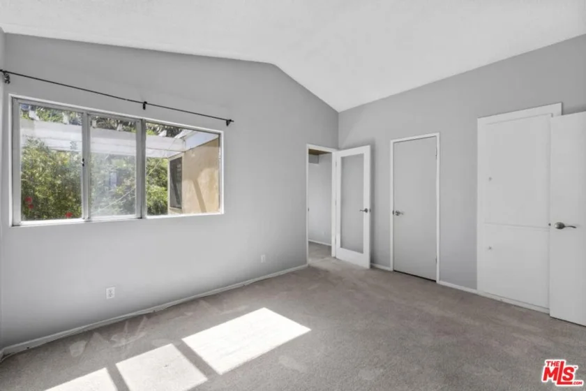 4749 Don Ricardo Drive photo 29