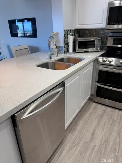525 E Seaside Way #508 photo 9