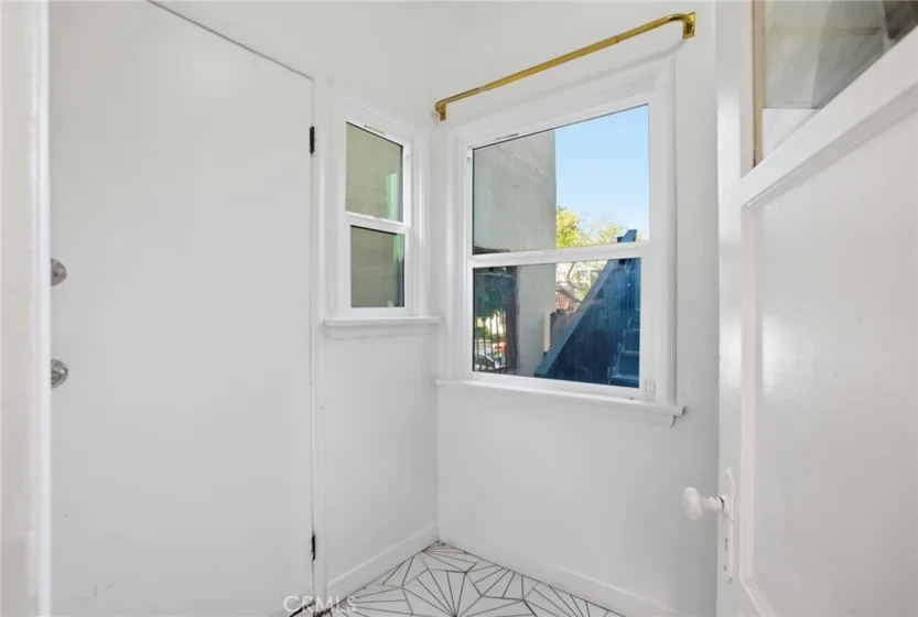 5084 Lemon Grove photo 27
