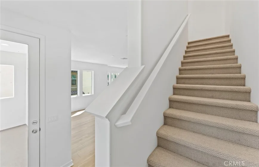 108 Pickwick Lane Court photo 27