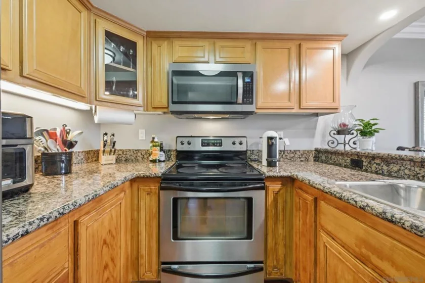 2736 B Street #203 photo 7