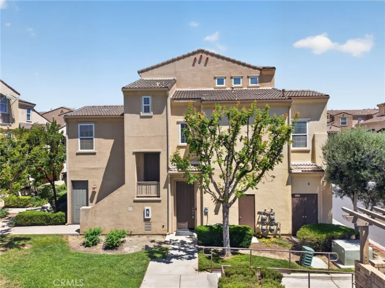 44943 Bellflower Lane #120 photo 1