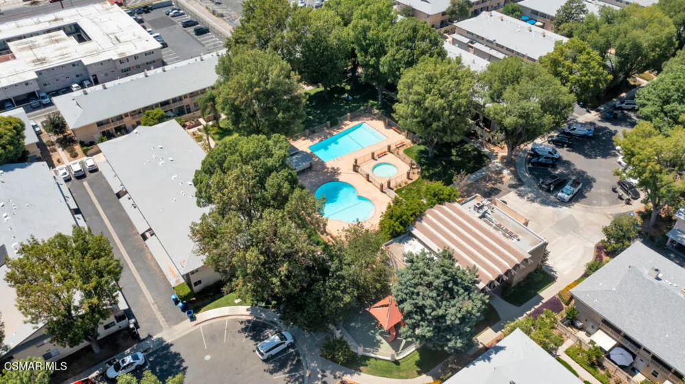 8021 Canby Avenue #3 photo 30